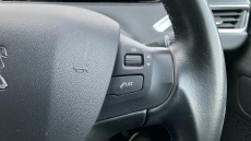 Peugeot 2008 1.2 PureTech 130 Allure 5dr Petrol Estate